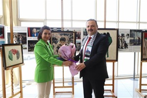 ASÜ'de Filistin halkına destek sergisi açıldı