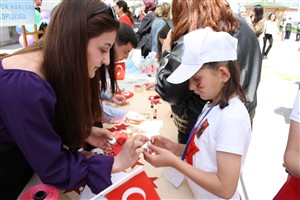 Aksaray Üniversitesi Eğitim Fakültesi’nde 23 Nisan Ulusal Egemenlik ve Çocuk Bayramı Çocuklarla birlikte Kutlandı