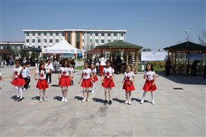 Aksaray Üniversitesi Eğitim Fakültesi’nde 23 Nisan Ulusal Egemenlik ve Çocuk Bayramı Çocuklarla birlikte Kutlandı