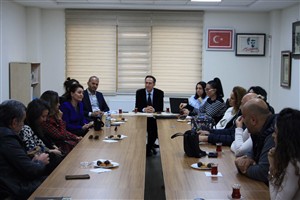 Aksaray Üniversitesi Eğitim Fakültesi Güzel Sanatlar Bölümü ile MEB Aksaray Milli Eğitim Müdürlüğü Güzel Sanatlar Lisesi Arasında Sanatsal İşbirliği Toplantısı Yapıldı 