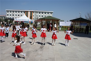 Aksaray Üniversitesi Eğitim Fakültesi’nde 23 Nisan Ulusal Egemenlik ve Çocuk Bayramı Çocuklarla birlikte Kutlandı