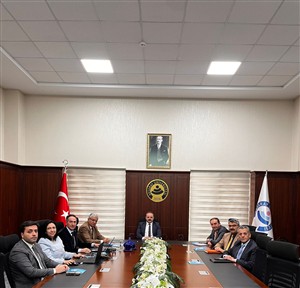 Eğitim Fakültesi Dekanlık Yönetiminin Rektörümüz Prof. Dr. Alpay ARIBAŞ’ı ziyareti