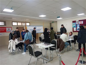 ASÜ Eğitim Fakültesi’nde 20. Yıla Özel Satranç Turnuvası