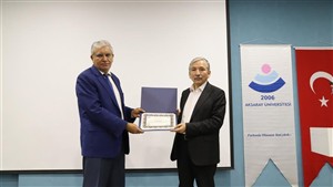 Yapay Zeka Çağında İnsan Kalmak: Geleceğin Eğitim Felsefesi başlıklı konferans gerçekleştirildi.