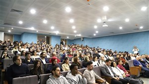 Yapay Zeka Çağında İnsan Kalmak: Geleceğin Eğitim Felsefesi başlıklı konferans gerçekleştirildi.
