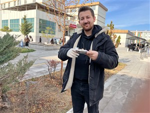 Eğitim Fakültesi Toprağımızı ve Çevremizi Sigara İzmaritlerinden Koruyalım temalı bir farkındalık etkinliği düzenledi.