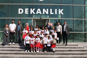 Aksaray Üniversitesi Eğitim Fakültesi’nde 23 Nisan Ulusal Egemenlik ve Çocuk Bayramı Çocuklarla birlikte Kutlandı