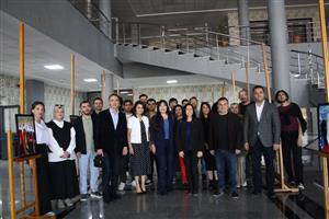 Aksaray Üniversitesi Eğitim Fakültesi Dokunsal Sergi Gösterimi Devam Ediyor