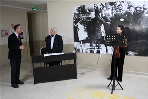 Aksaray Üniversitesi Eğitim Fakültesi 24 Kasım Öğretmenler Günü Özel Programı Düzenledi